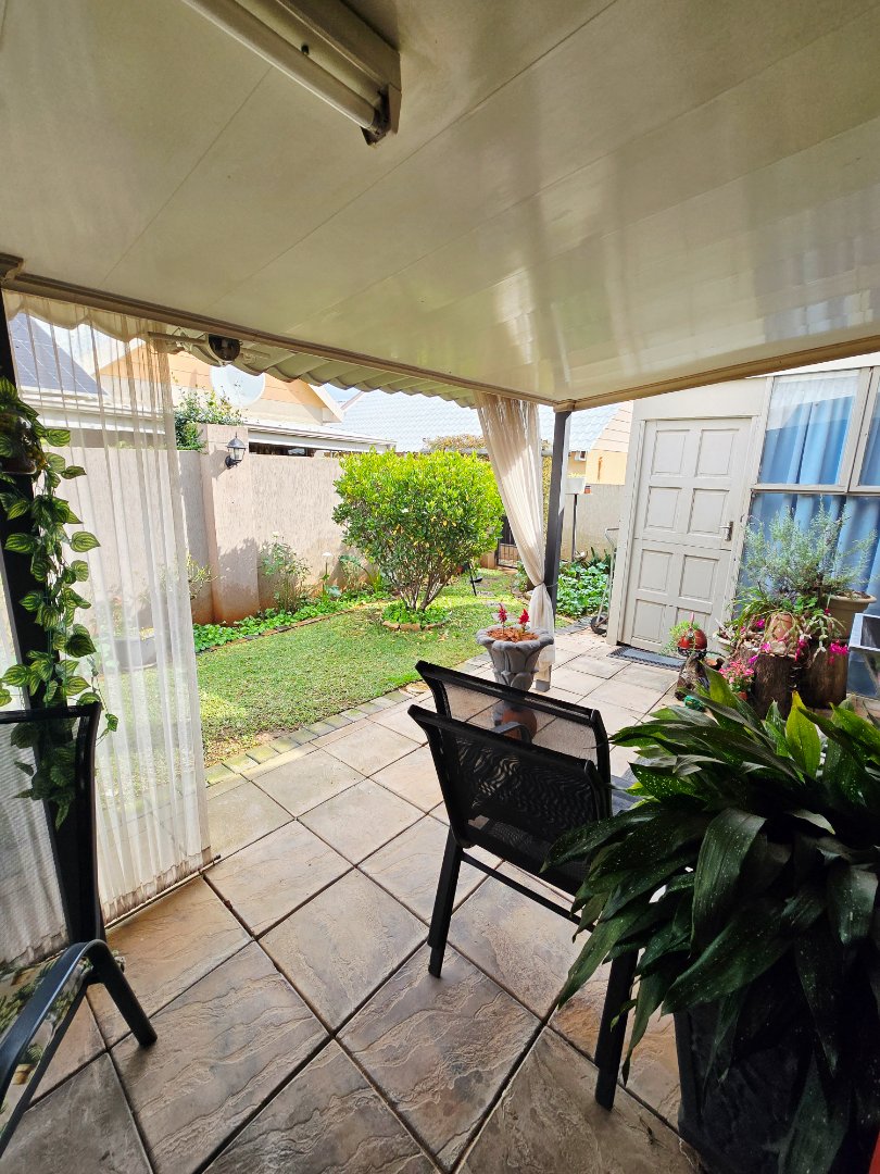 2 Bedroom Property for Sale in Wilkoppies North West